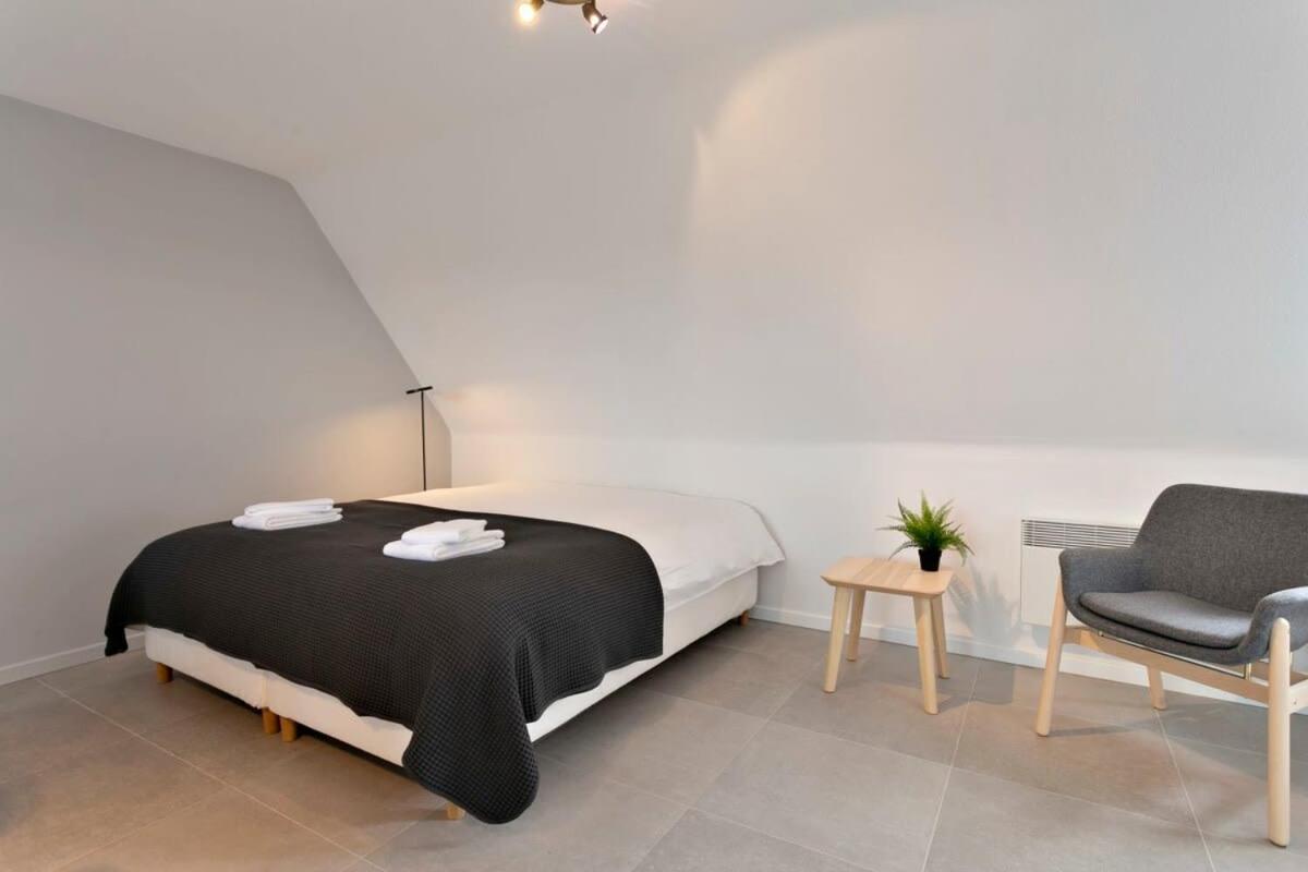 Huswell - Cozy And Roomy Studio With A Homely Feel Де-Хаан Экстерьер фото
