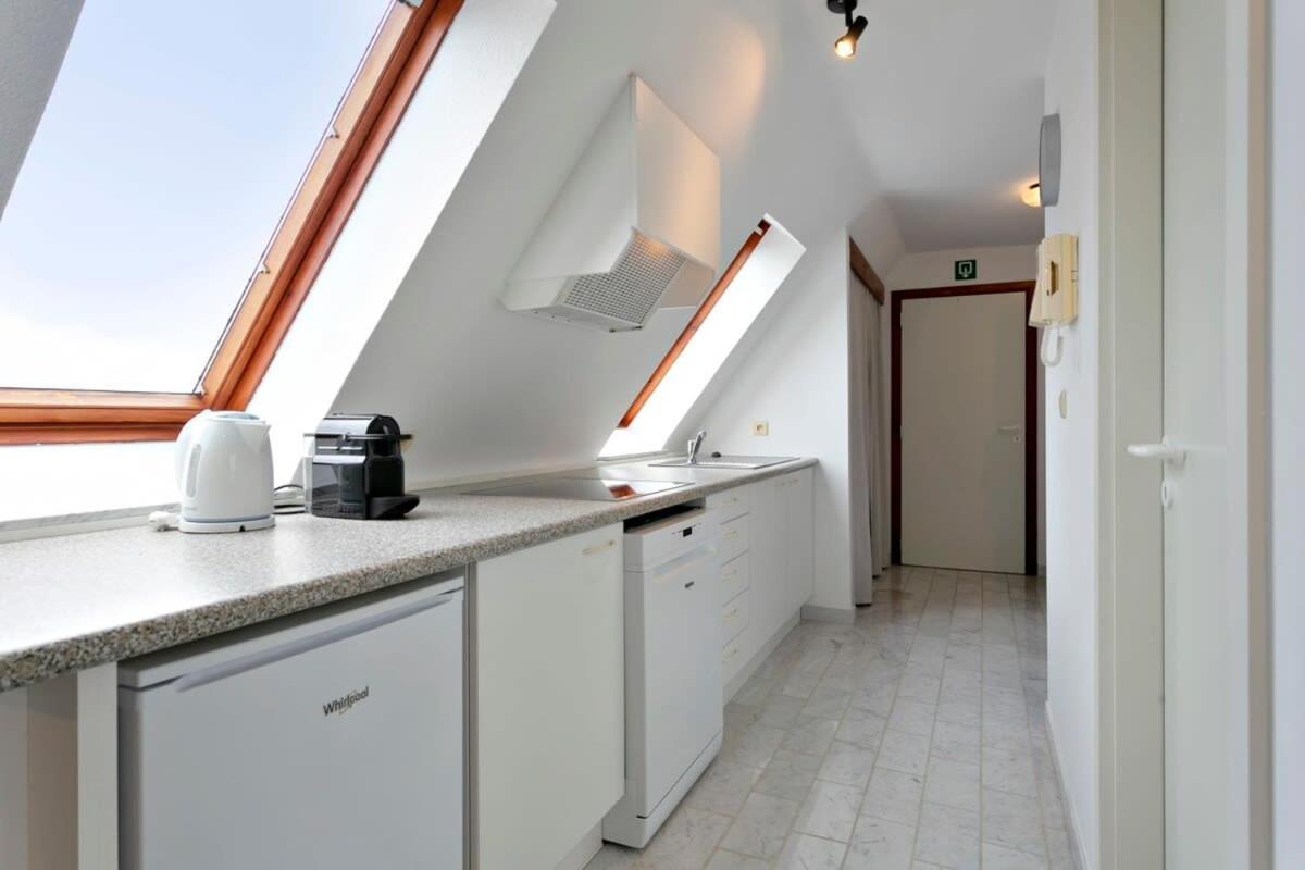 Huswell - Cozy And Roomy Studio With A Homely Feel Де-Хаан Экстерьер фото